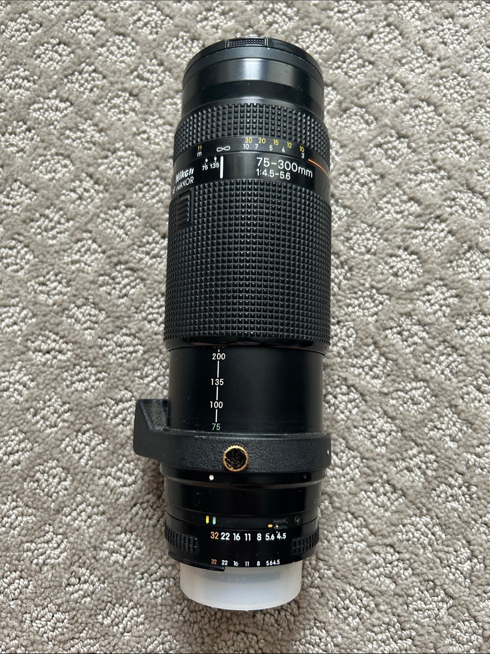 Nikon 75-300mm F4.5-5.6mm AF Lens